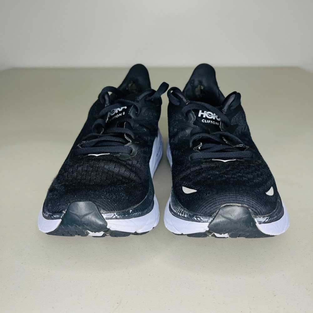 Hoka One W Clifton 8 Black/White Running Shoes Women's 6/5B